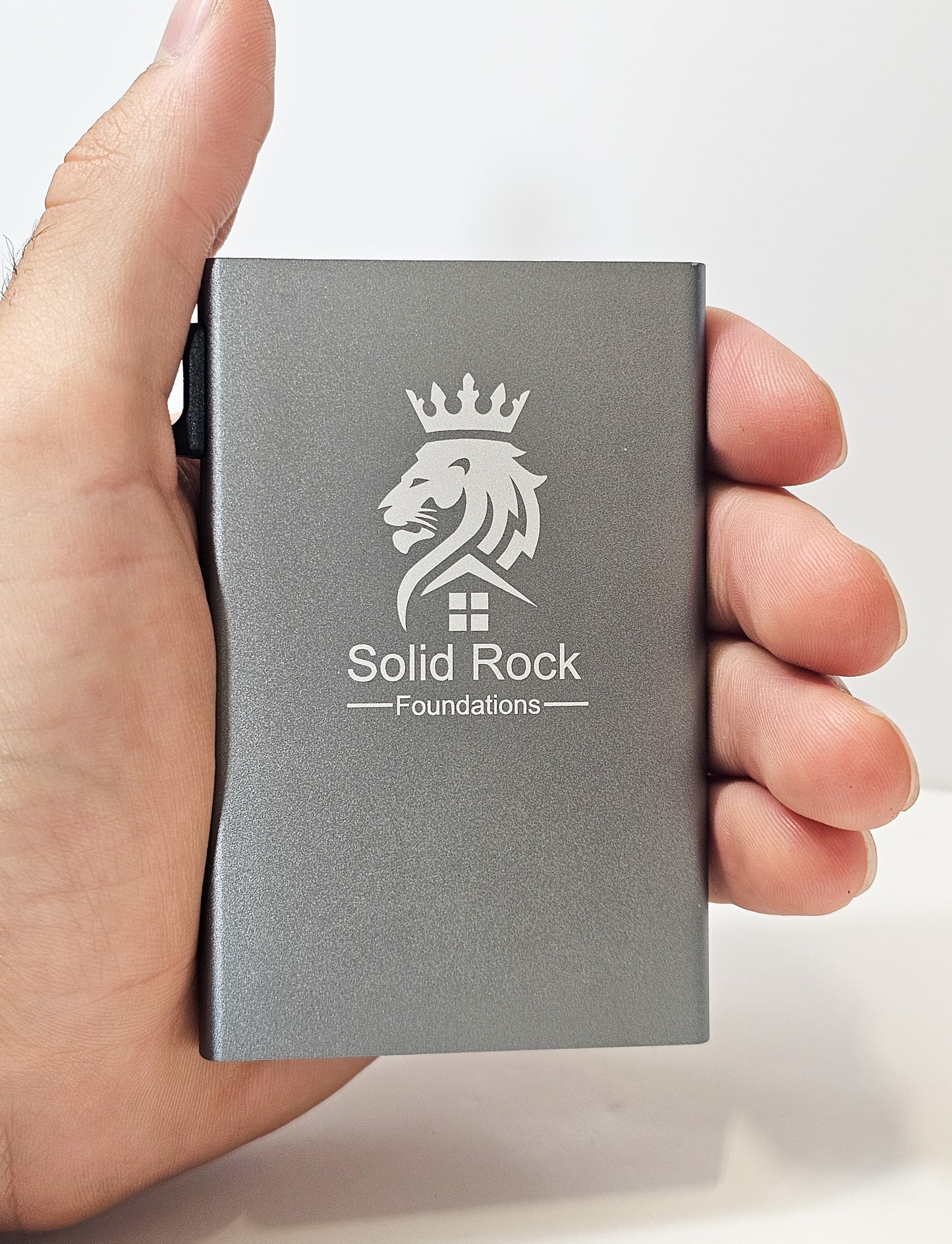 Aluminum cardholder popup wallet with custom logo