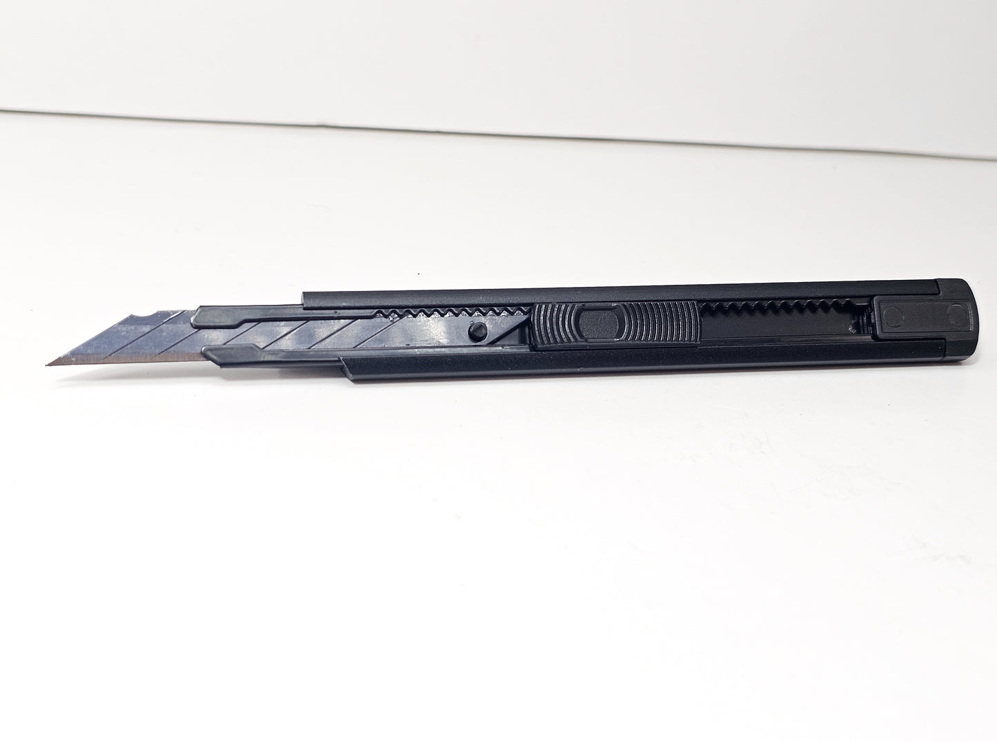 Aluminum Body Retractable Utility Knife 9mm