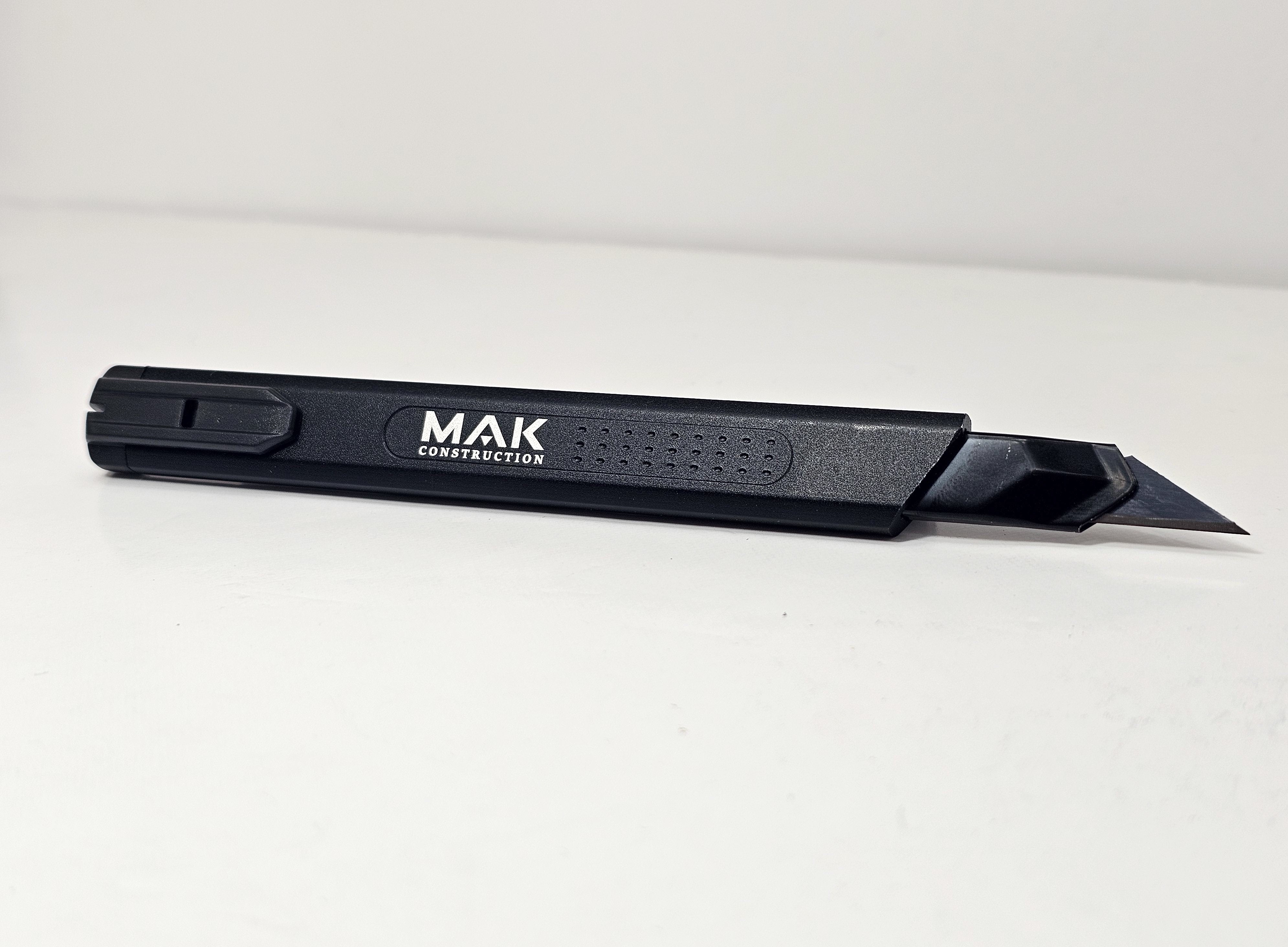 Aluminum Body Retractable Utility Knife 9mm – Infocus Laser Engraving