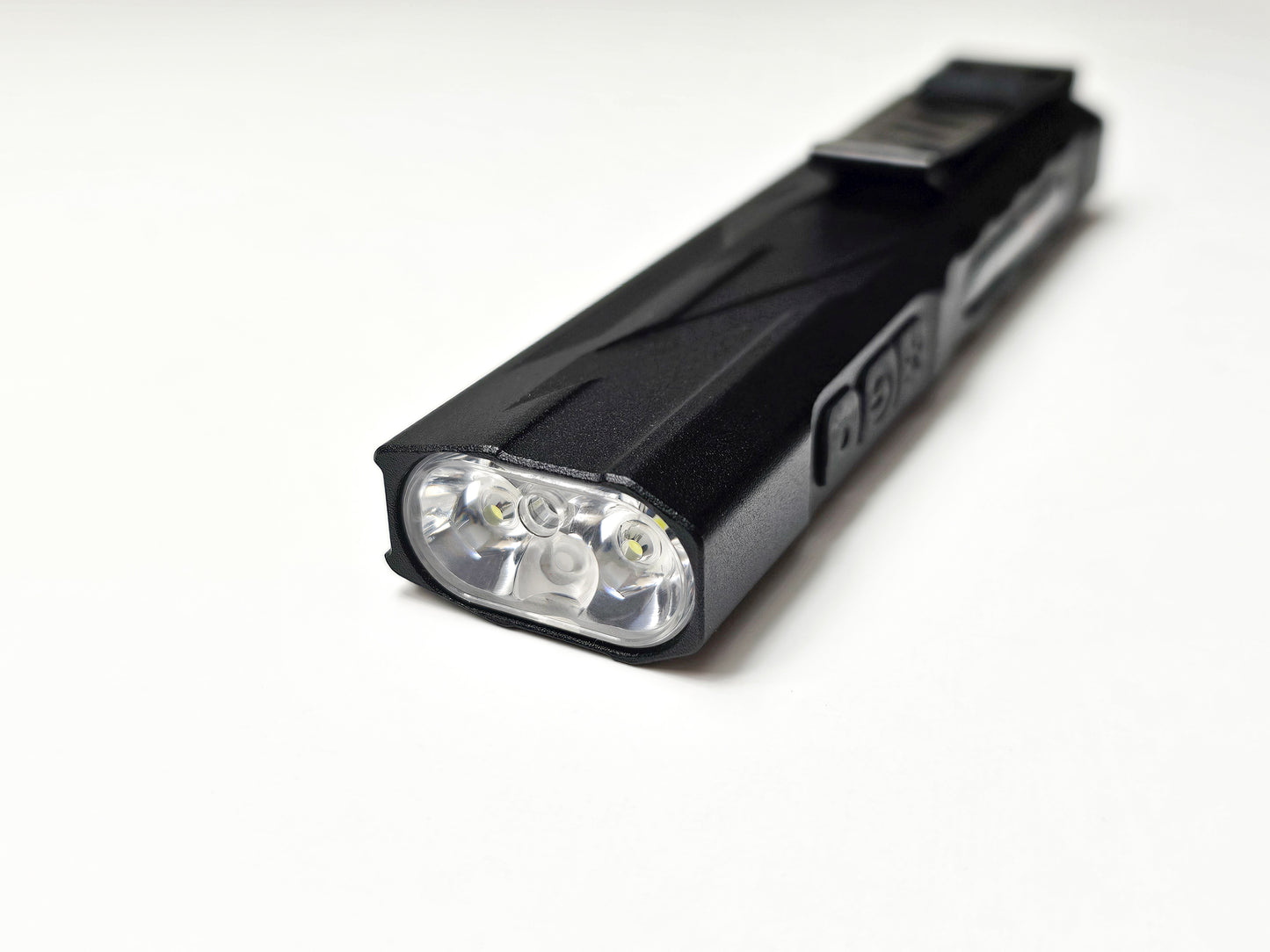 T9 1500 Lumen 3D Design Rechargeable Flashlight